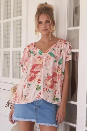 Jaase Fisico Top: High V Neck Slouchy Blouse with Crochet Trim Hemline in Alessia Print