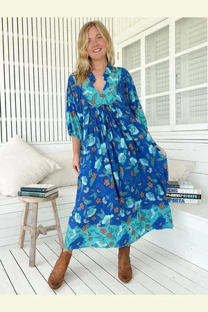 Jaase Boheme Midi Dress: Piping Defined Bust Slimline Smock Dress In Love in Mist Print