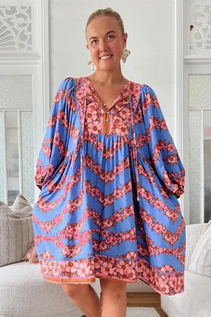 Jaase Adela Mini Dress: Oversized Smock Dress with Batwing Sleeves in Little Flowers Print