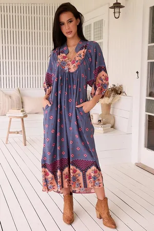 Jaase Boheme Midi Dress: Piping Defined Bust Slimline Smock Dress in Laney Print