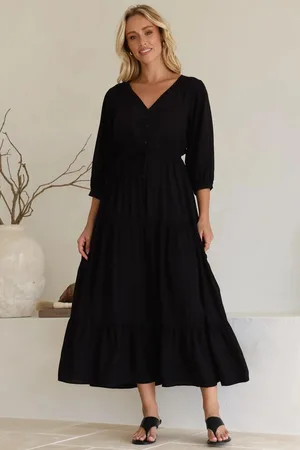 Salty Crush Mia Maxi Dress - V Neck 3/4 Sleeve Tiered Dress in Black