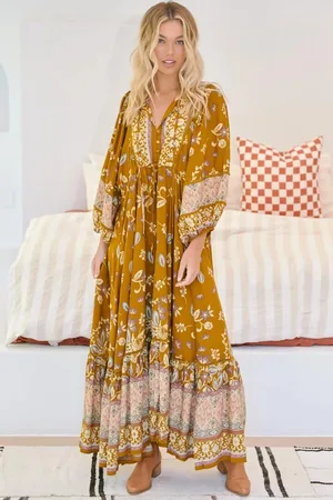 Jaase Catalonia Maxi Dress: Batwing Sleeve Button Down Smock Dress in Emre Print