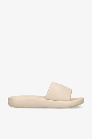 FitFlop Iqushion Deluxe Ergonomic Leather Slides
