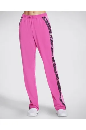 Skechers X Diane von Furstenberg: Skechweave Snow Cheetah Track Pant
