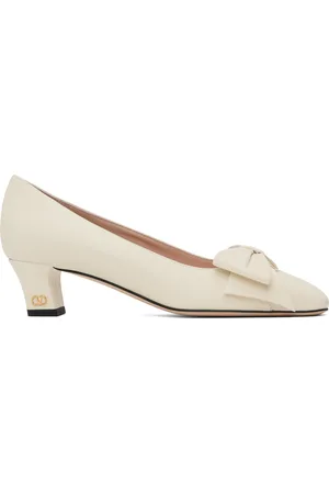 VALENTINO GARAVANI Off-White Bowow Heels