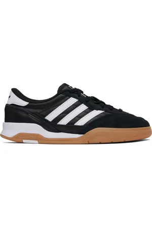adidas Black Low-Top Predator Mundial Sneakers