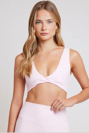 Stylerunner Adaption Twist Front Crop