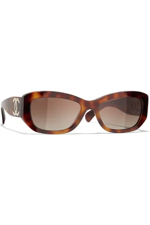 CHANEL Woman Sunglasses Rectangle Sunglasses CH5493 - Frame color: Tortoise, Lens color: