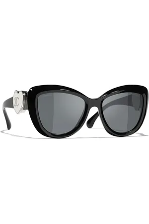 CHANEL Woman Sunglasses Butterfly Sunglasses CH5517 - Frame color: Black, Lens color: