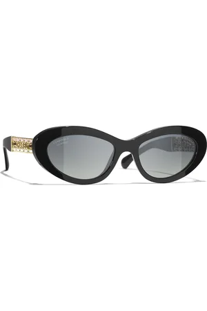 CHANEL Woman Sunglasses Cat Eye Sunglasses CH5538Q - Frame color: Black, Lens color: