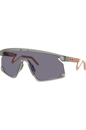 Oakley Man Sunglasses OO9237 BXTR Metal Forge Collection - Frame color: Transparent Grey Ink, Lens color: