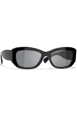 CHANEL Woman Sunglasses Rectangle Sunglasses CH5493 - Frame color: Black, Lens color: