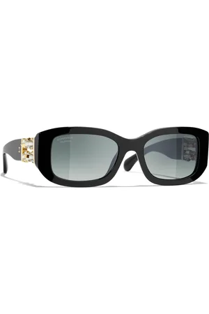 CHANEL Woman Sunglasses Rectangle Sunglasses CH5542A - Frame color: Black, Lens color: