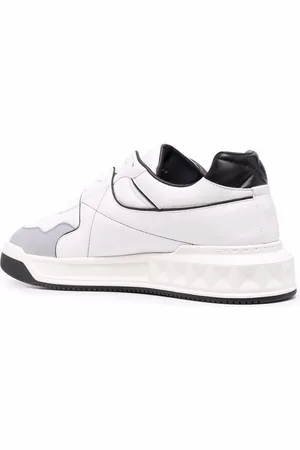 VALENTINO GARAVANI One Stud Low Top Sneaker