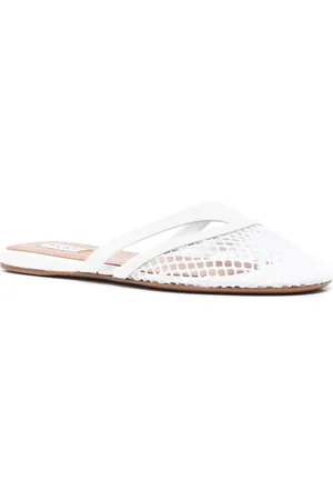 Alaïa Leather Round Toe Thong Sandals