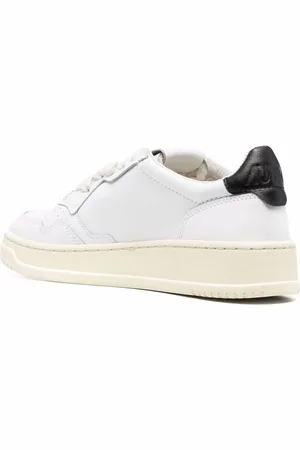 Autry Medalist Low Leather Sneakers
