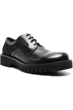 VALENTINO GARAVANI Shoe With Logo