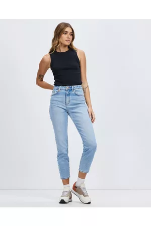 NEUW Lola Mom Jeans - High-Waisted Lola Mom Jeans