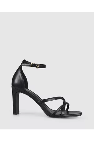 Amore Strappy Wedges - Black Smooth – Verali Shoes