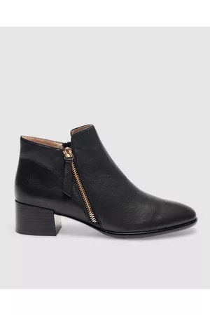 Jane Debster Aaron - Boots Aaron