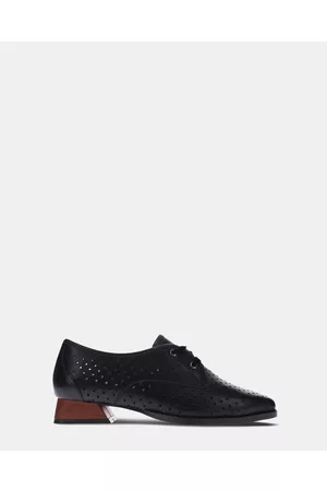 Mia Vita Frances Oxford - Dress Shoes Frances Oxford
