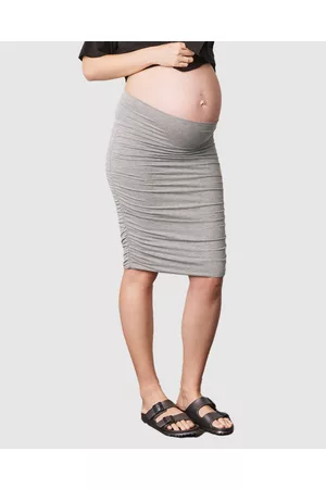 The Ruched Fitted Bamboo Black Maternity Skirt – ANGEL MATERNITY