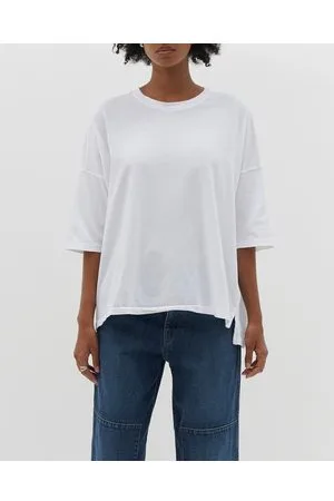BASSIKE Slouch side step short sleeve t.shirt - T-Shirts & Singlets slouch side step short sleeve t.shirt