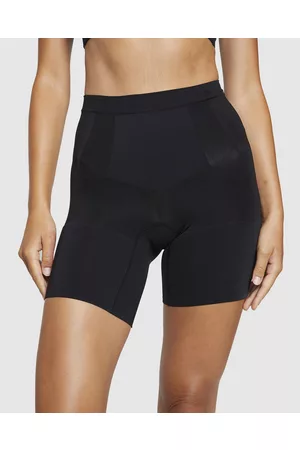 Spanx Oncore Mid-thigh Shorts in Black