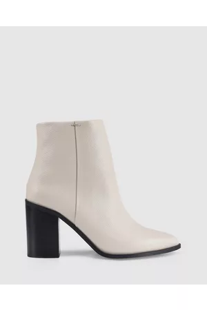 Halogen hot sale white booties