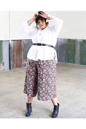 Hope & Harvest Wide Leg Cropped Chelsea Pants - Pants Wide Leg Cropped Chelsea Pants