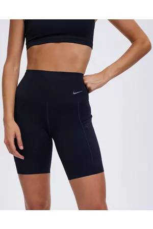 Nike Go Firm Support High Waisted 8" Biker Shorts - 1/2 Tights Go Firm-Support High-Waisted 8" Biker Shorts