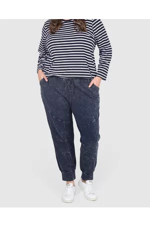 Love Your Wardrobe Weekender Washed Pants - Sweatpants Weekender Washed Pants