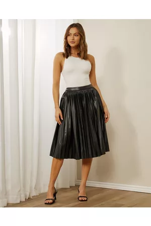 Missguided satin pleated clearance midi skirt in black