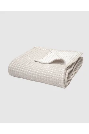 Bambury Endor Throw Pebble - Home Endor Throw Pebble