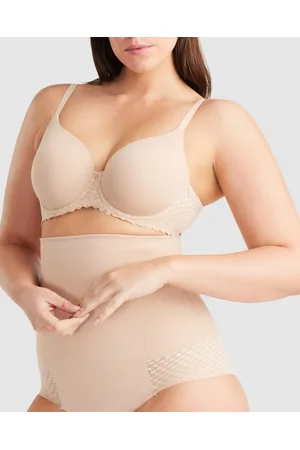 Pure Invisible Wired Padded Bra in Sophia
