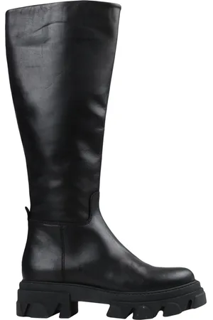 Steve Madden Boots