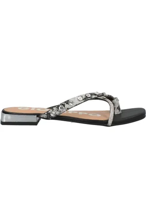 Gioseppo Thong sandals