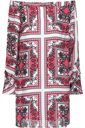 Kaos Mini dresses