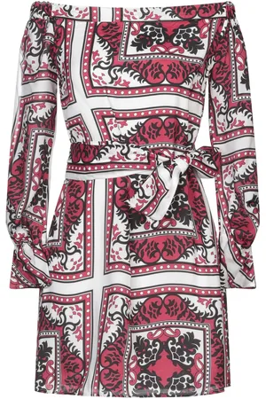 Kaos Mini dresses