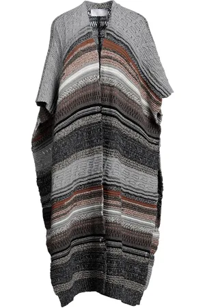Chloé Capes