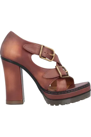 Chloe daisy platform online sandals