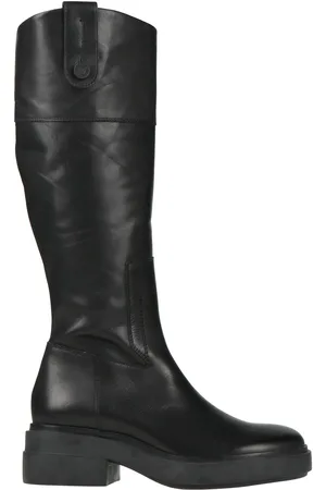 vic matiè Boots
