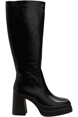 8 Boots