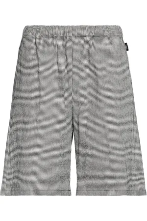 HEVO Shorts & Bermuda Shorts