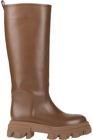 GIA Boots