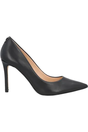 Pumps guess sale best sale