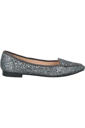 Dora Loafers