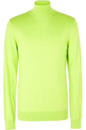 8 Turtlenecks