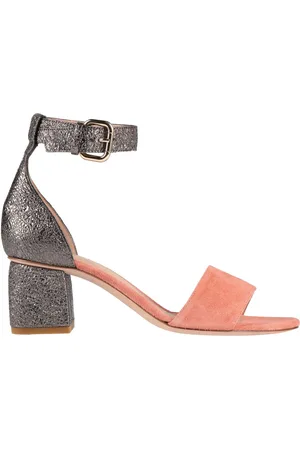 RED(V) Sandals
