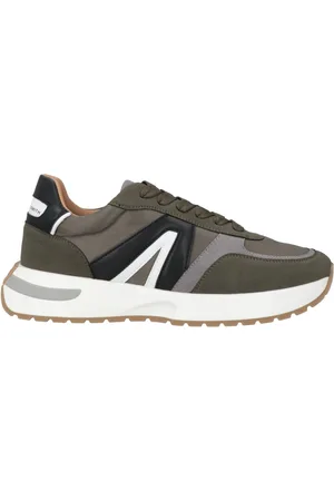 Alexander Smith Sneakers